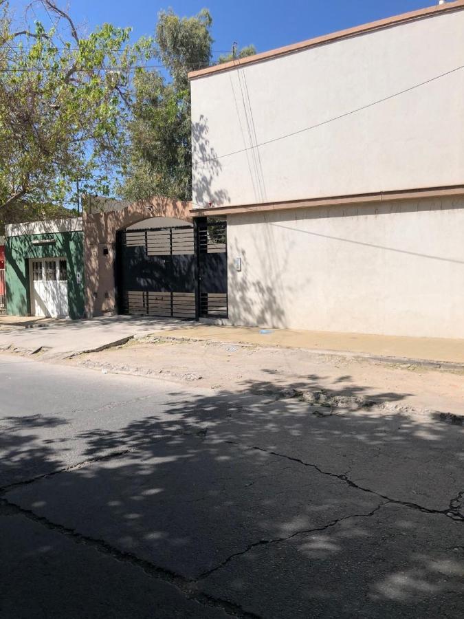 Excelente Duplex En Consorcio Privado C/ Cochera ซานฮวน ภายนอก รูปภาพ