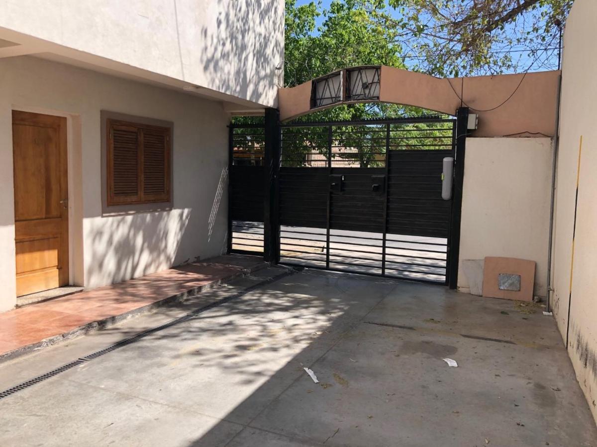 Excelente Duplex En Consorcio Privado C/ Cochera ซานฮวน ภายนอก รูปภาพ